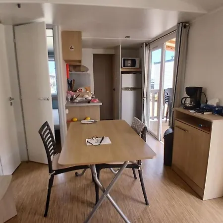 Mobilheim Les Dunes Mit Blick Auf Wasser By Interhome Apartmán *